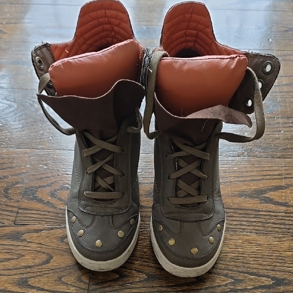 Brown High-Top Sneakers with Orange Lining
